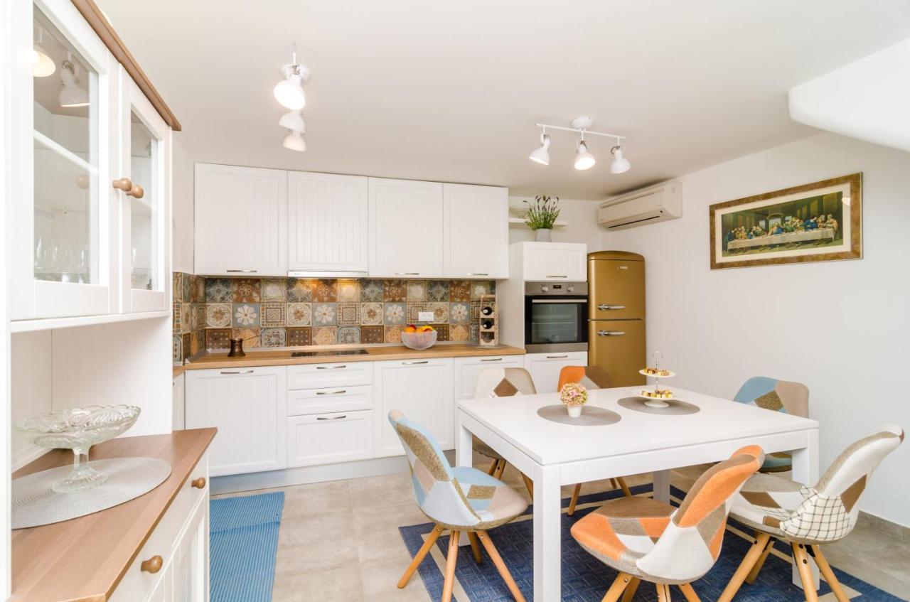 Holiday Home Tezoro Royal Дубровник Екстериор снимка