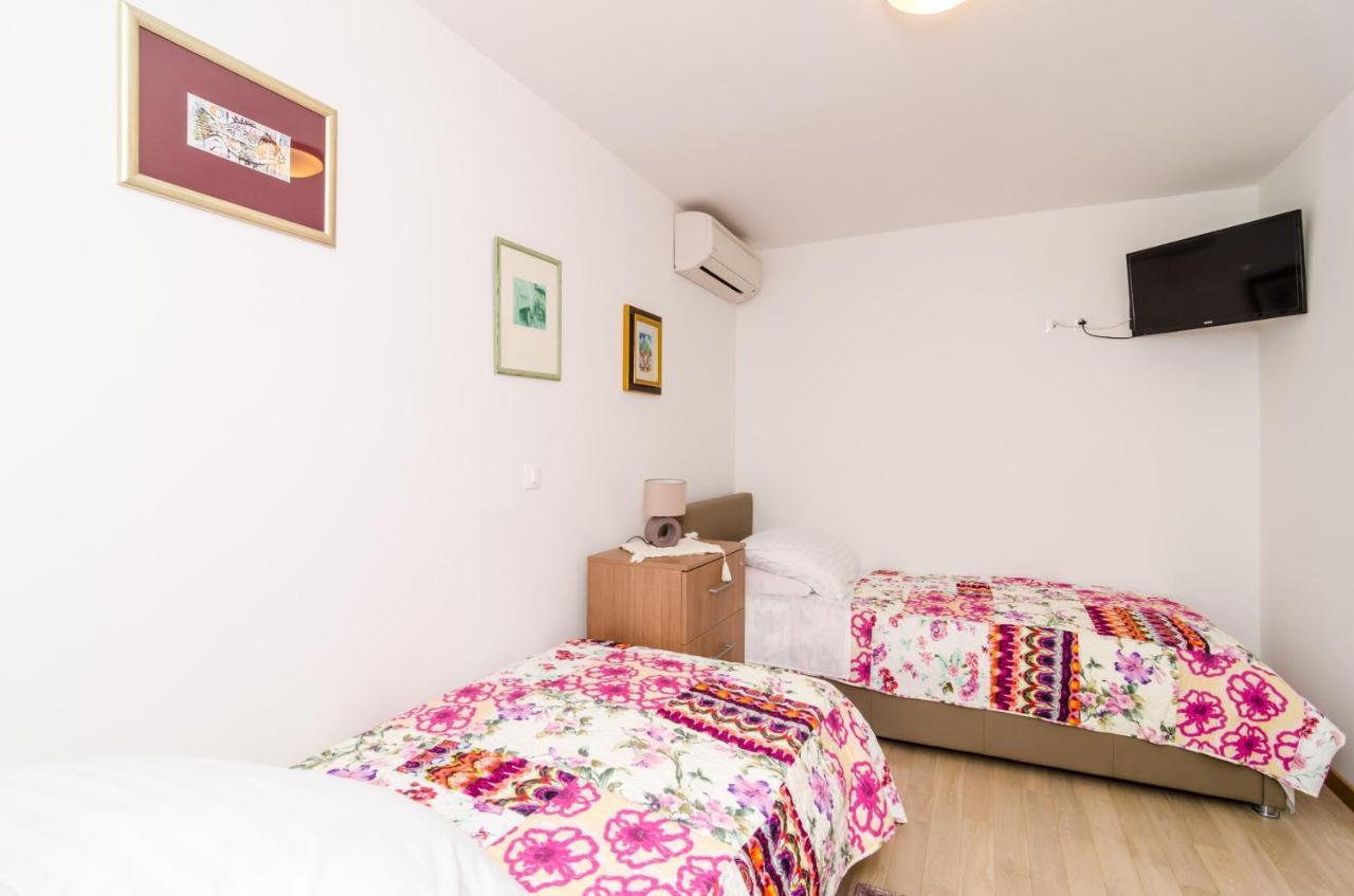 Holiday Home Tezoro Royal Дубровник Екстериор снимка
